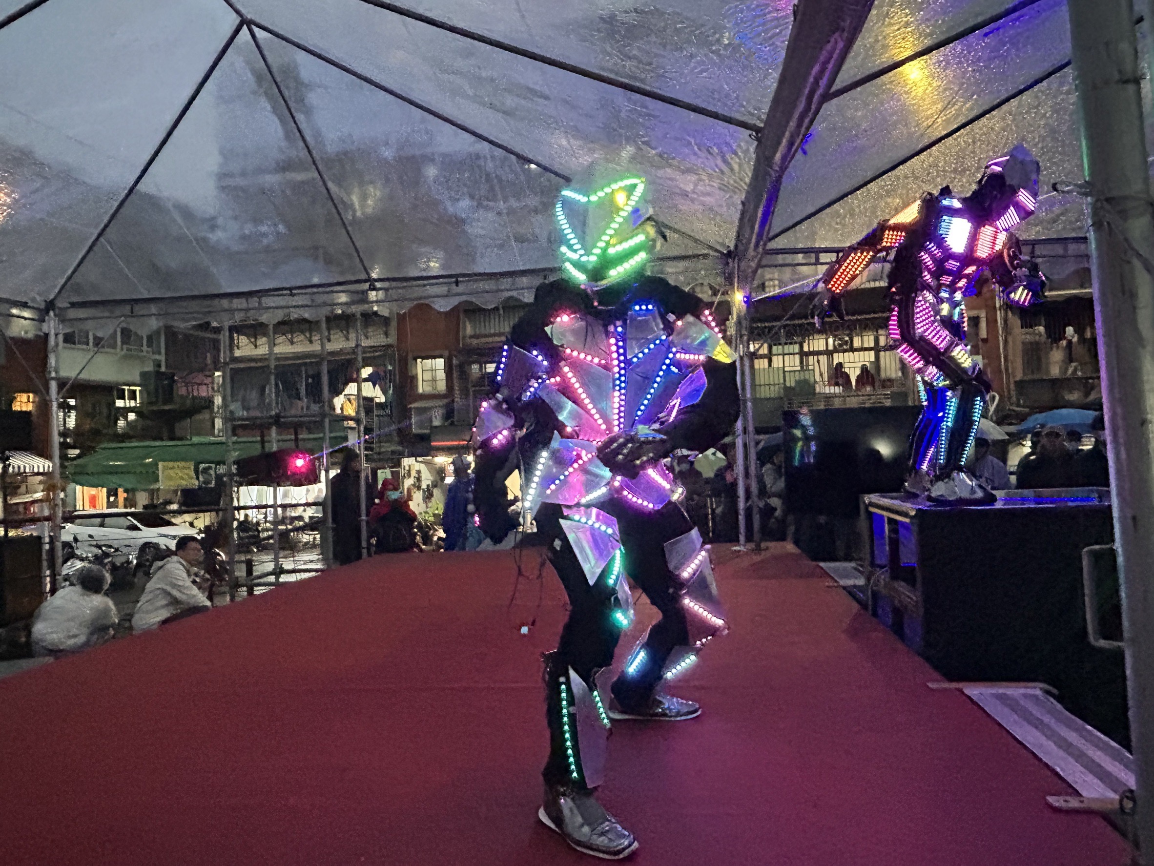 2024「幸福新北．戀戀中港」新莊中港大排光雕展開幕表演.jpg