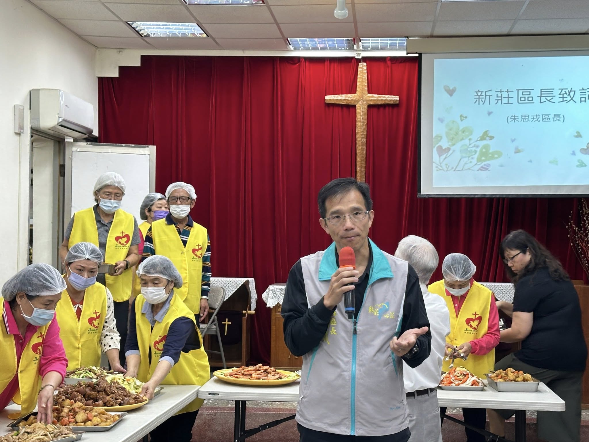 新莊區長朱思戎致詞.jpg