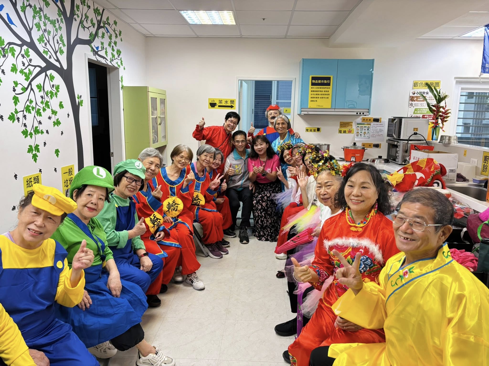 《不老神仙魔法劇團》成果展.jpg