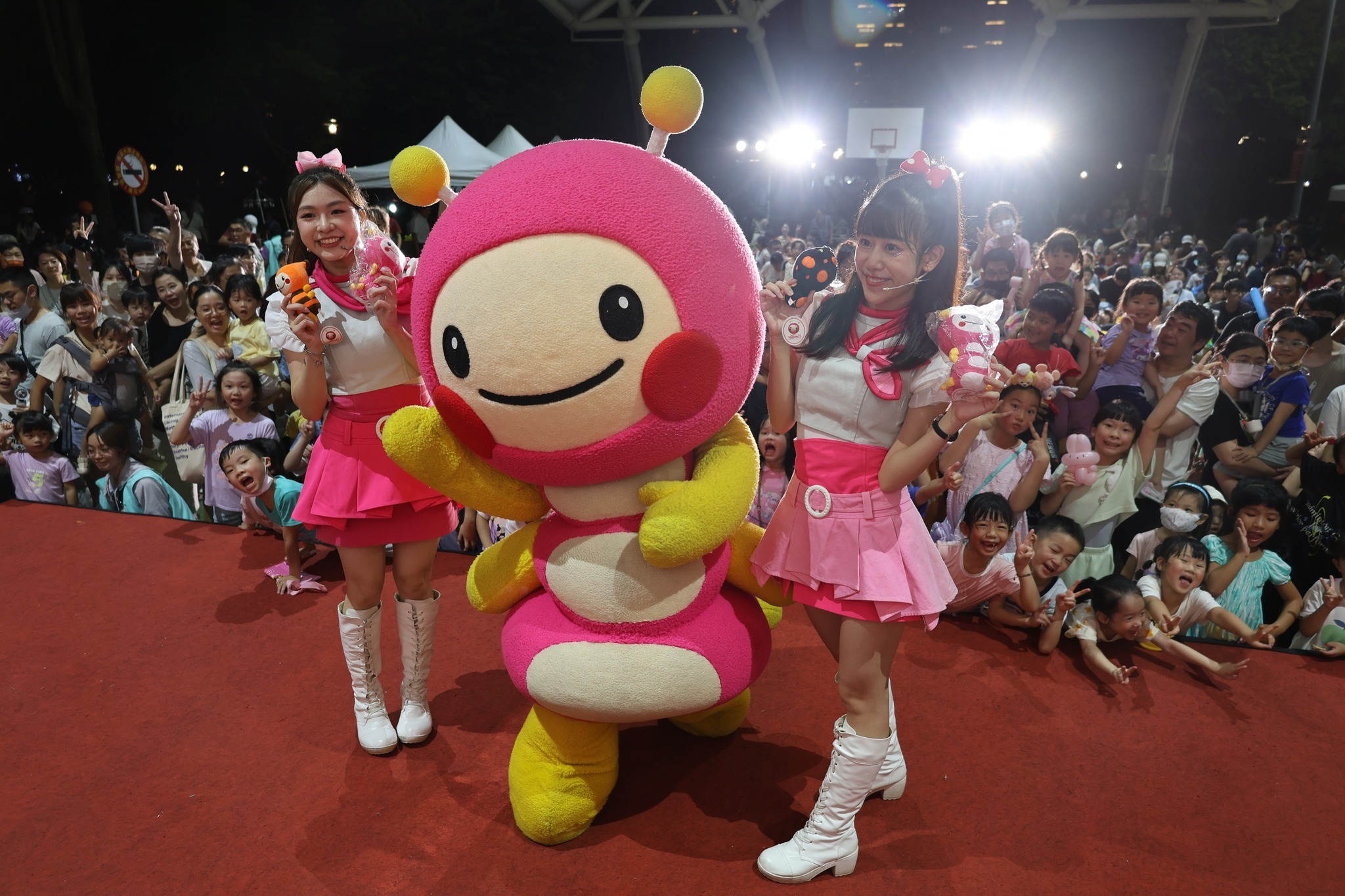 MOMO家族演出.jpg