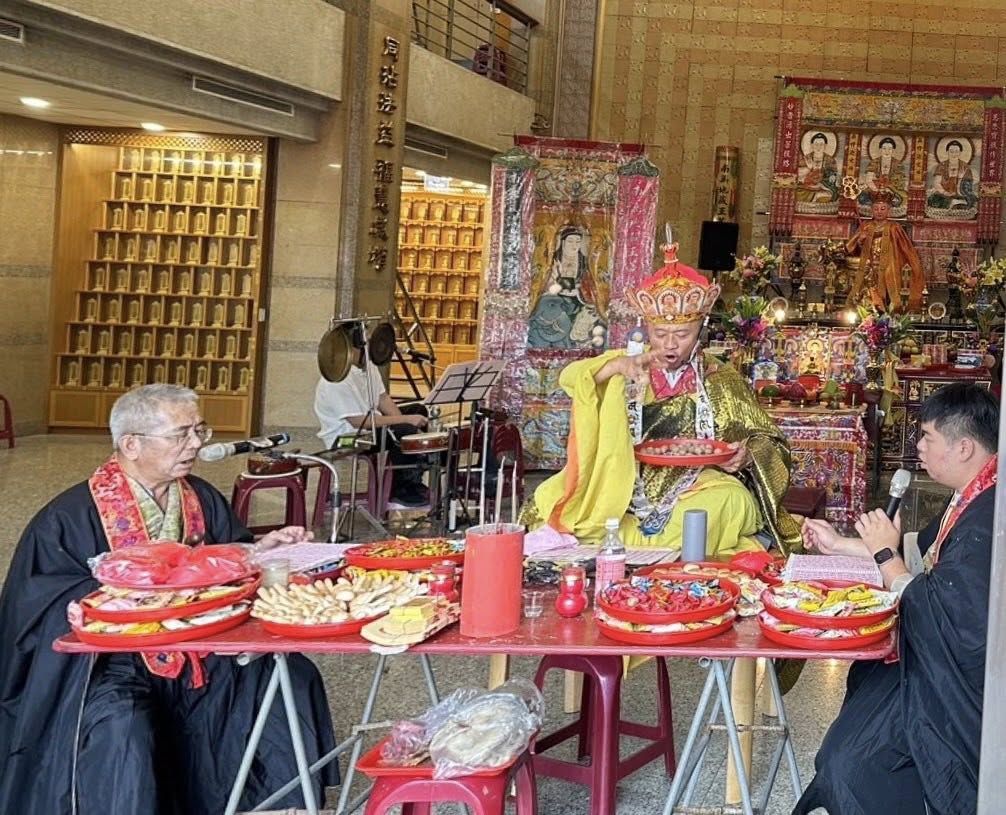 新莊生命紀念館秋祭法會.jpg