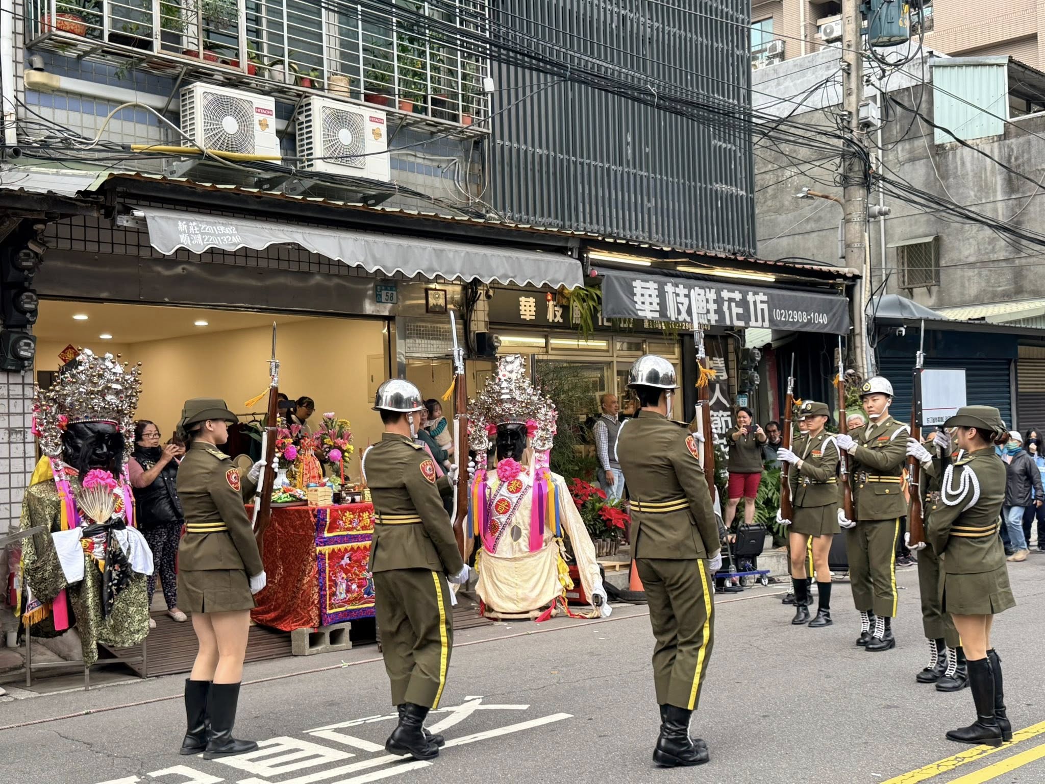 南新莊迎尪公保儀大夫聖誕遶境祈安.jpg