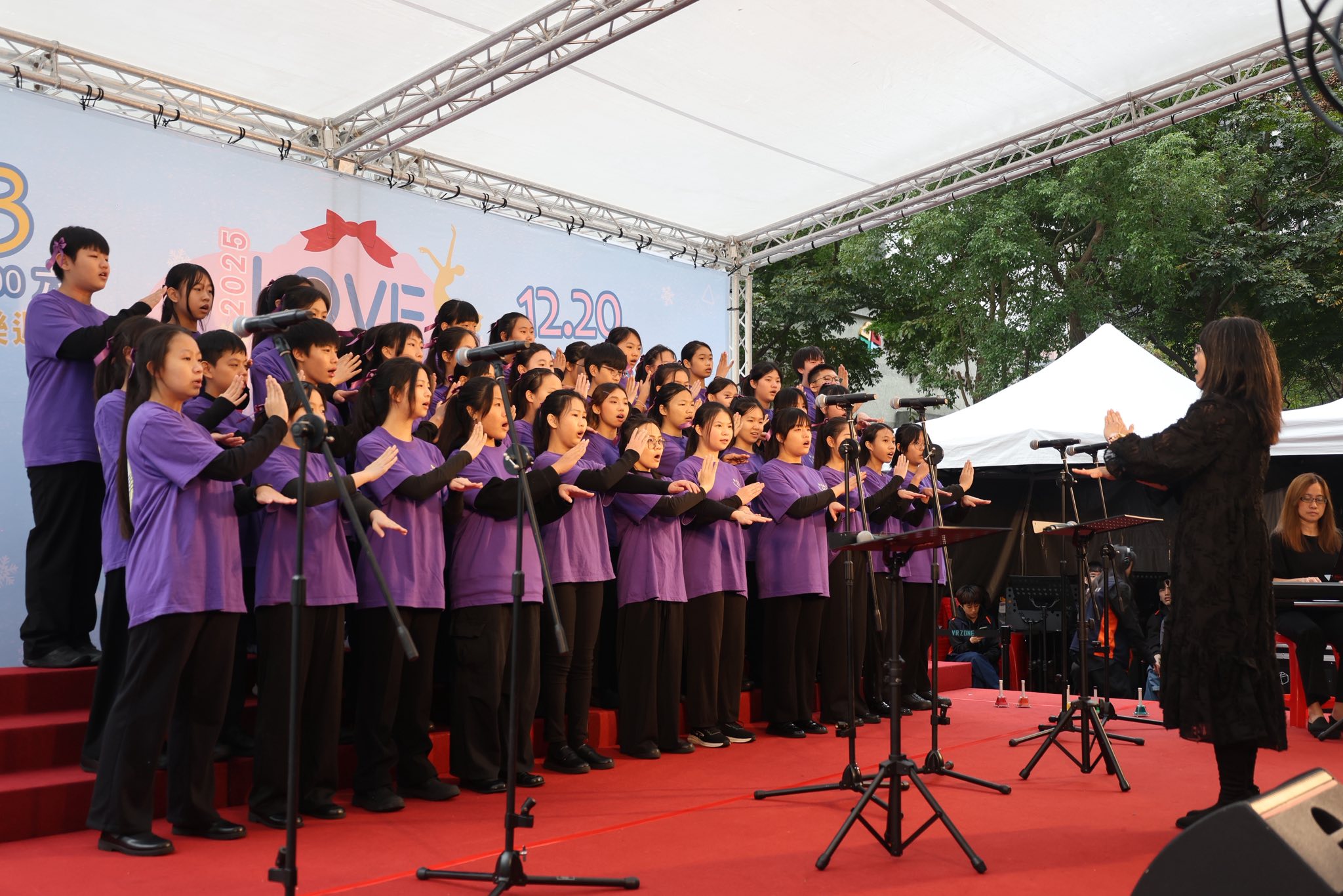 2025「LOVE匯新莊」學生社團耶誕音樂會精彩演出.jpg