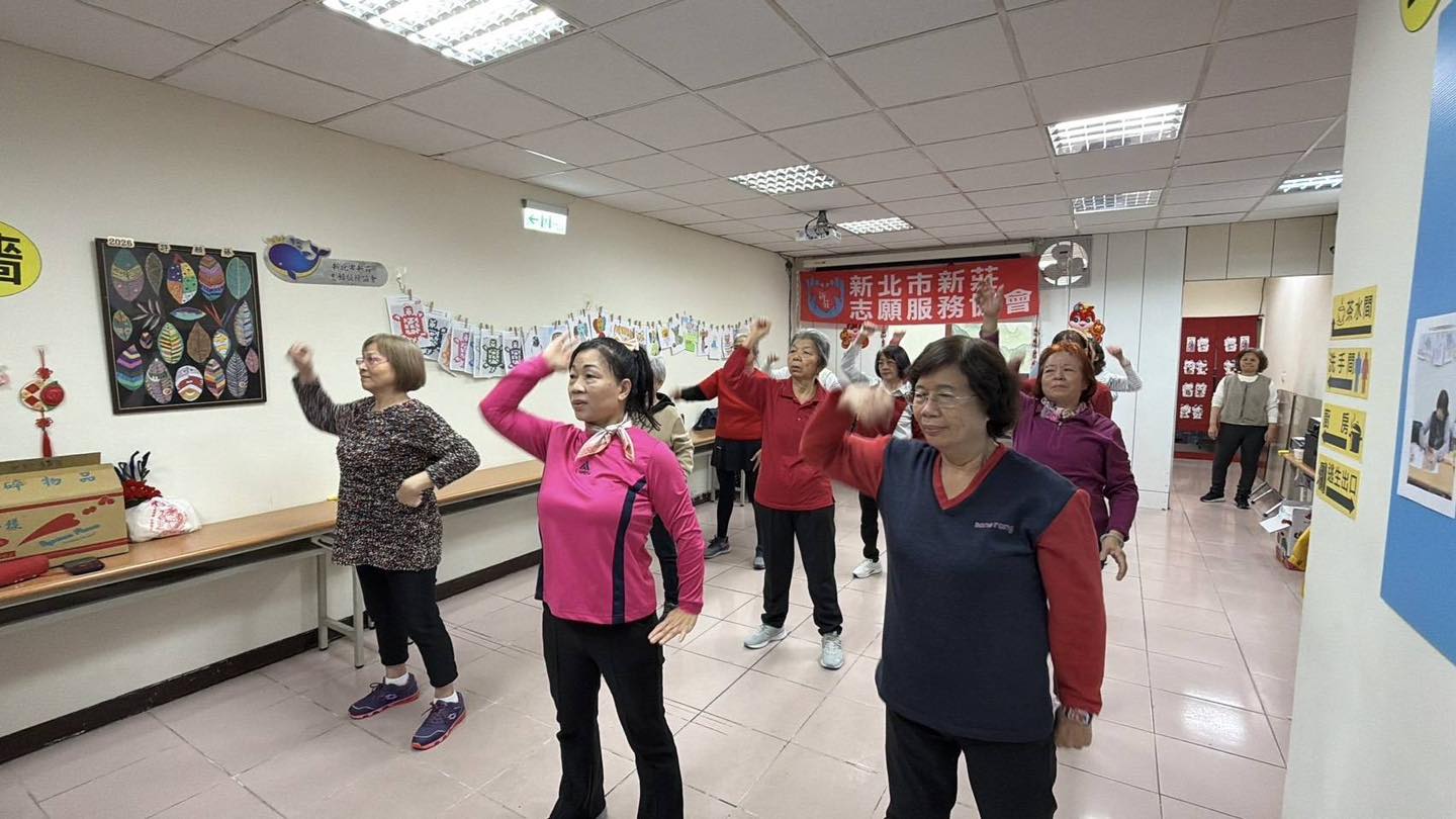 新北市新莊志願服務協會成果展暨慶生會.jpg