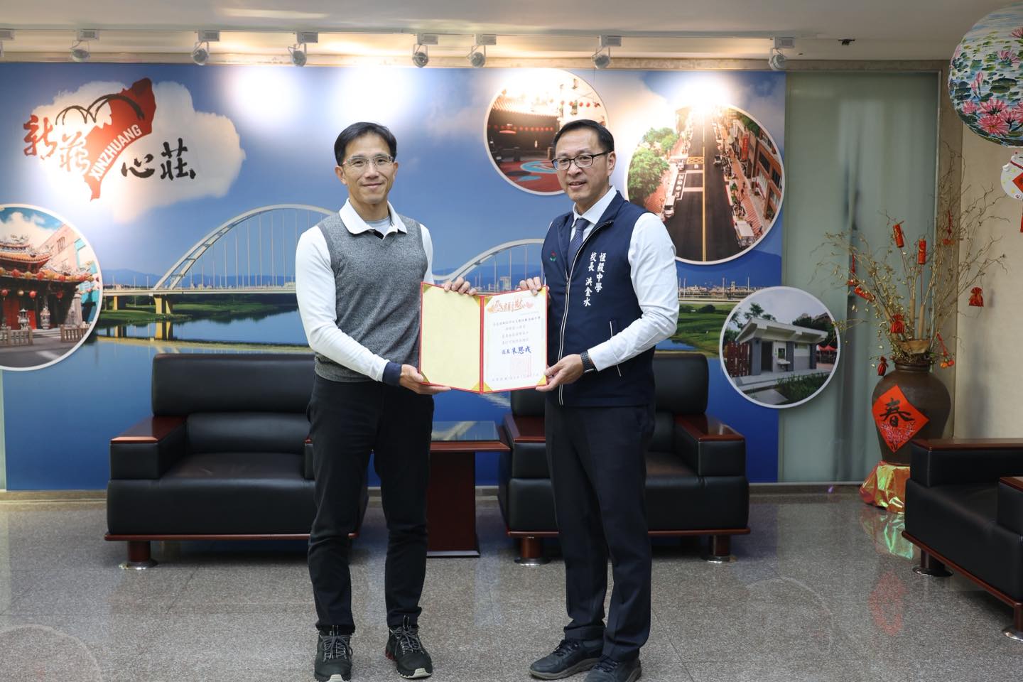 「115 年獨居長者溫馨年菜送到家」捐贈儀式.jpg