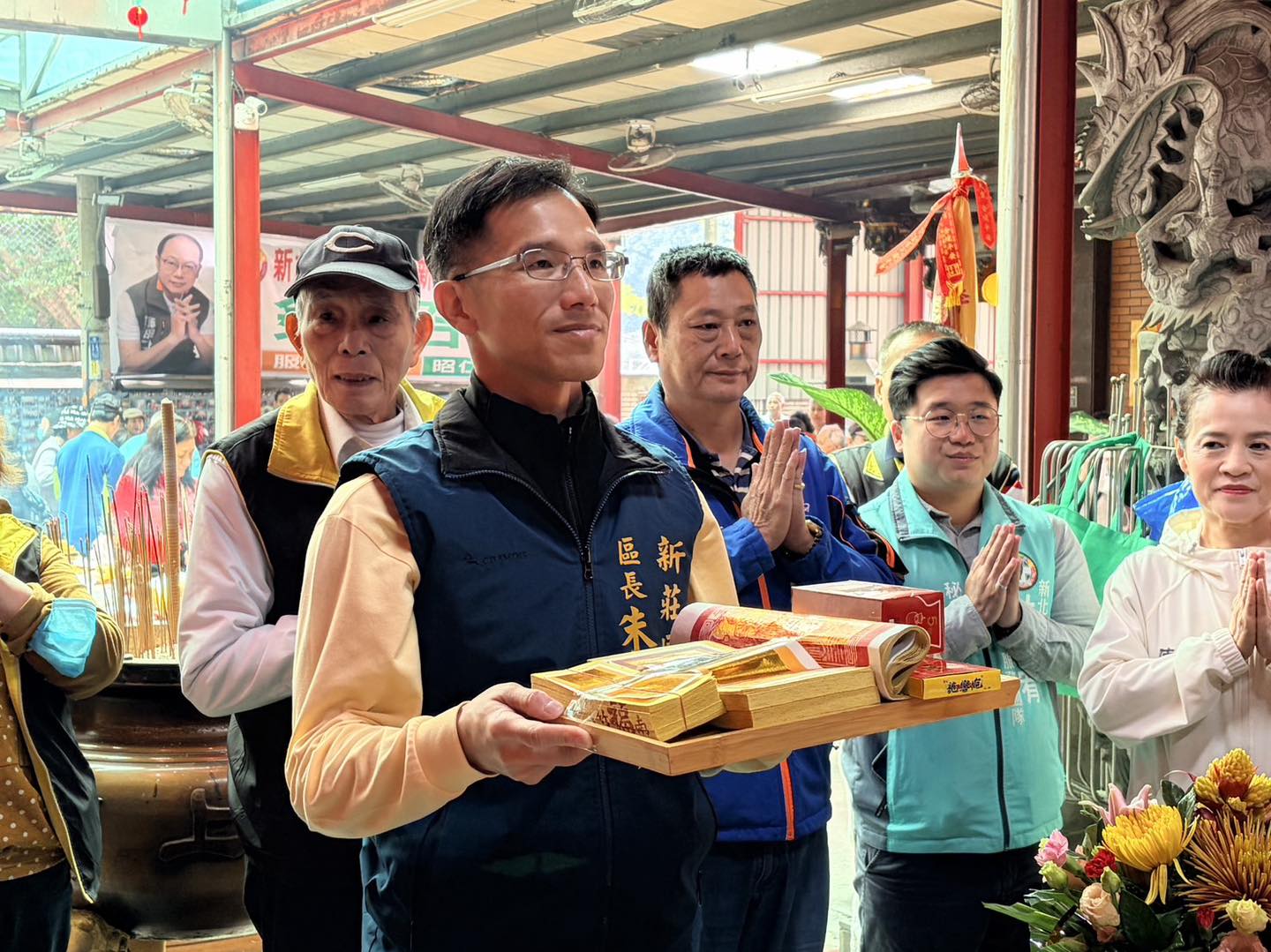 新莊區長朱思戎恭祝福德正神聖誕千秋.jpg