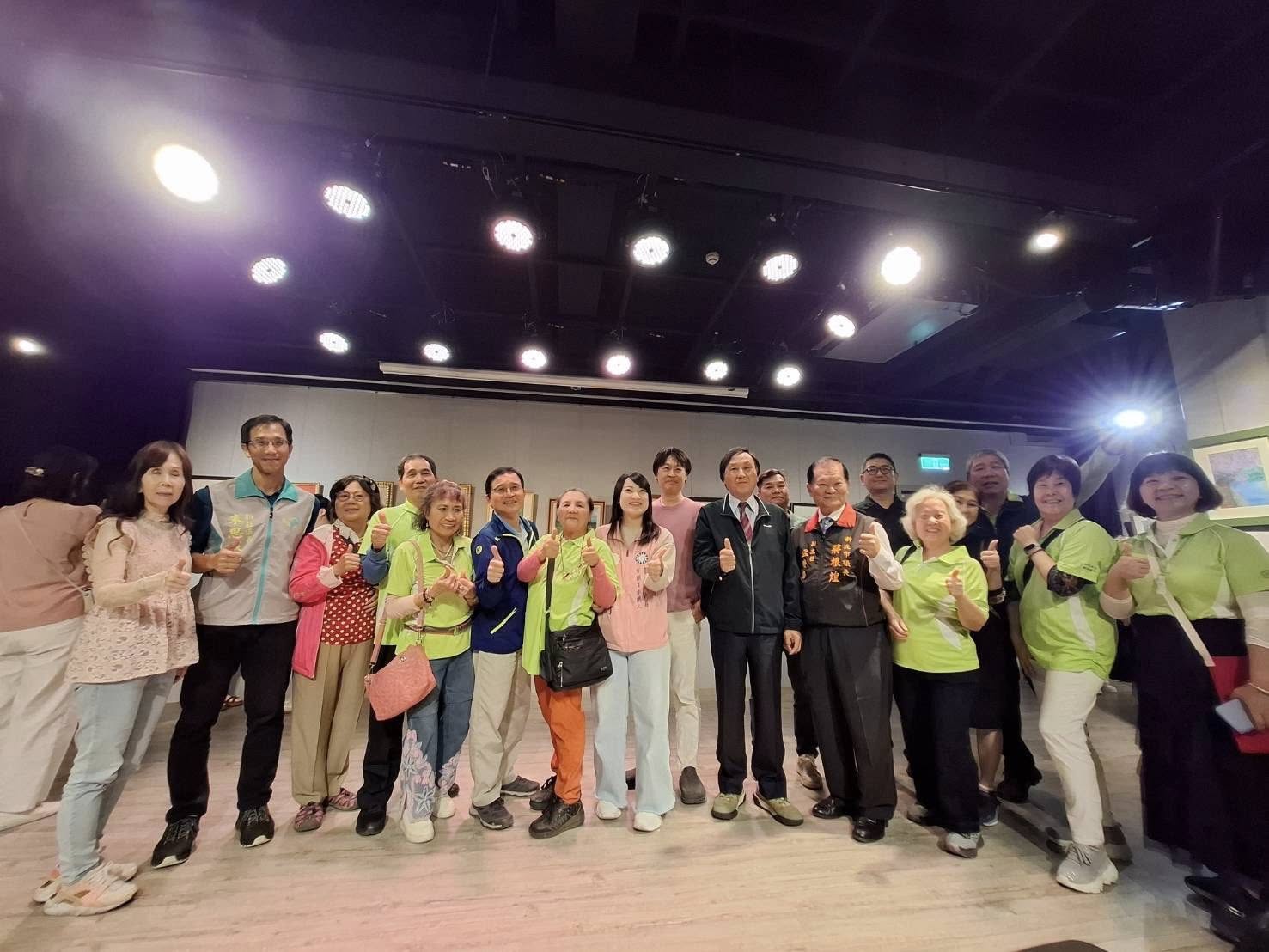 「貓頭鷹圖書館」快閃畫展.jpg