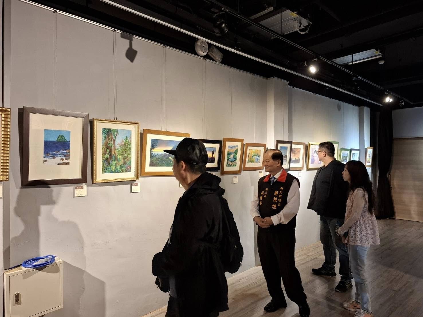 「貓頭鷹圖書館」快閃畫展.jpg