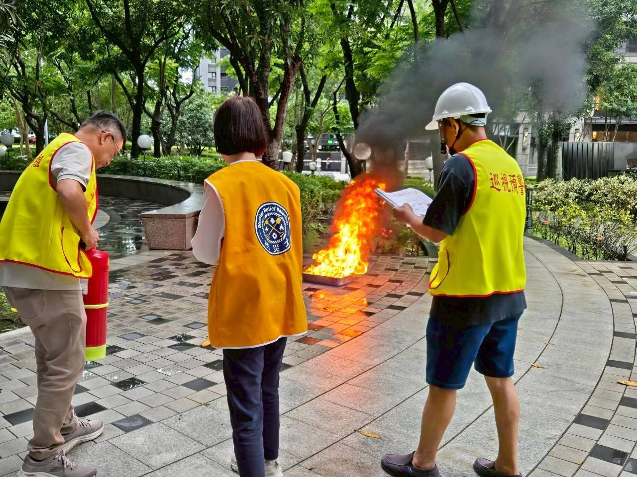 防救災演練與成果發表暨企業防災MOU簽署儀式.jpg