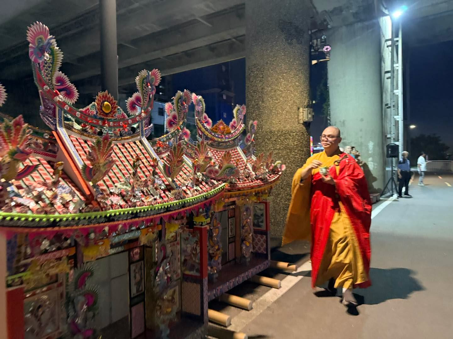新莊慈祐宮舉行中元普渡祭暨放水燈活動.jpg