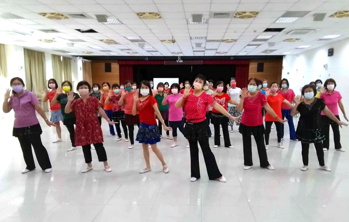 松年大學春季班起跑  一起活到老學到老.jpg
